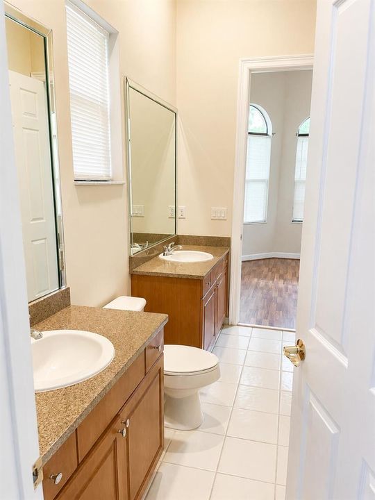 Master bedroom Suite
