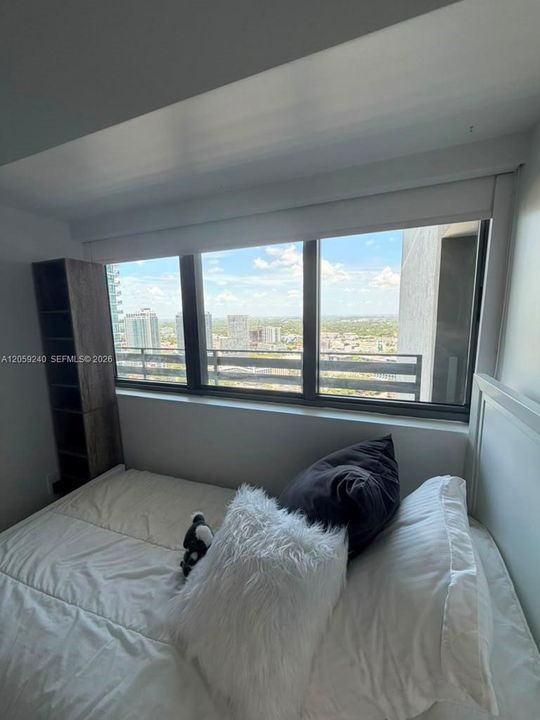 В аренду: $6,750 (2 спален, 3 ванн, 1151 Квадратных фут)