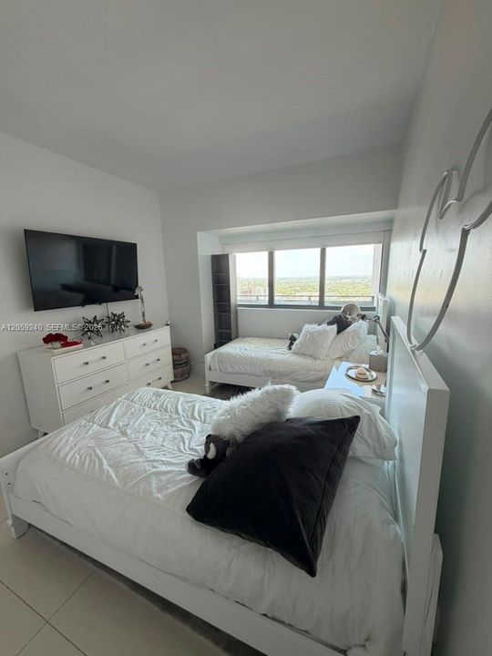 В аренду: $6,750 (2 спален, 3 ванн, 1151 Квадратных фут)