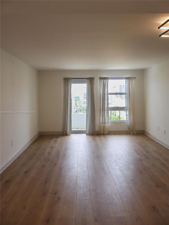 For Rent: $3,500 (2 beds, 2 baths, 1110 Square Feet)
