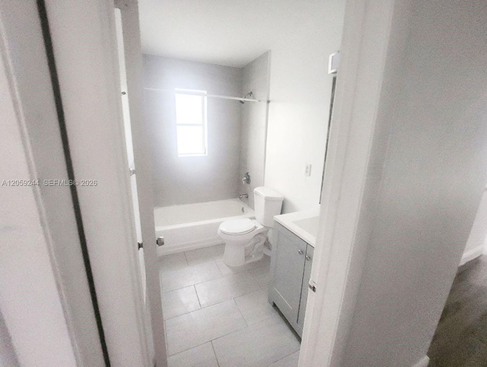 В аренду: $1,850 (1 спален, 1 ванн, 0 Квадратных фут)