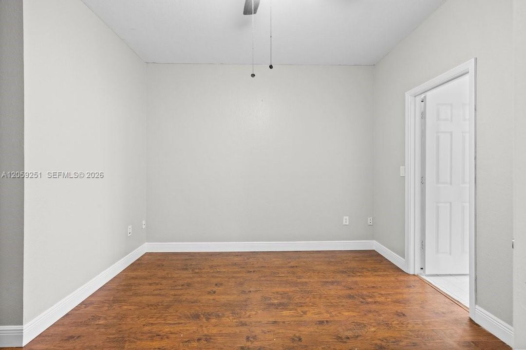 En Venta: $405,000 (2 camas, 2 baños, 1428 Pies cuadrados)