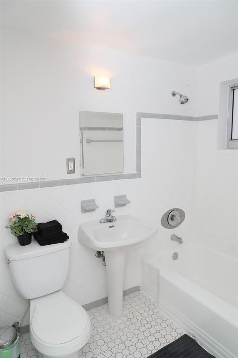 En Renta: $2,400 (1 camas, 1 baños, 500 Pies cuadrados)
