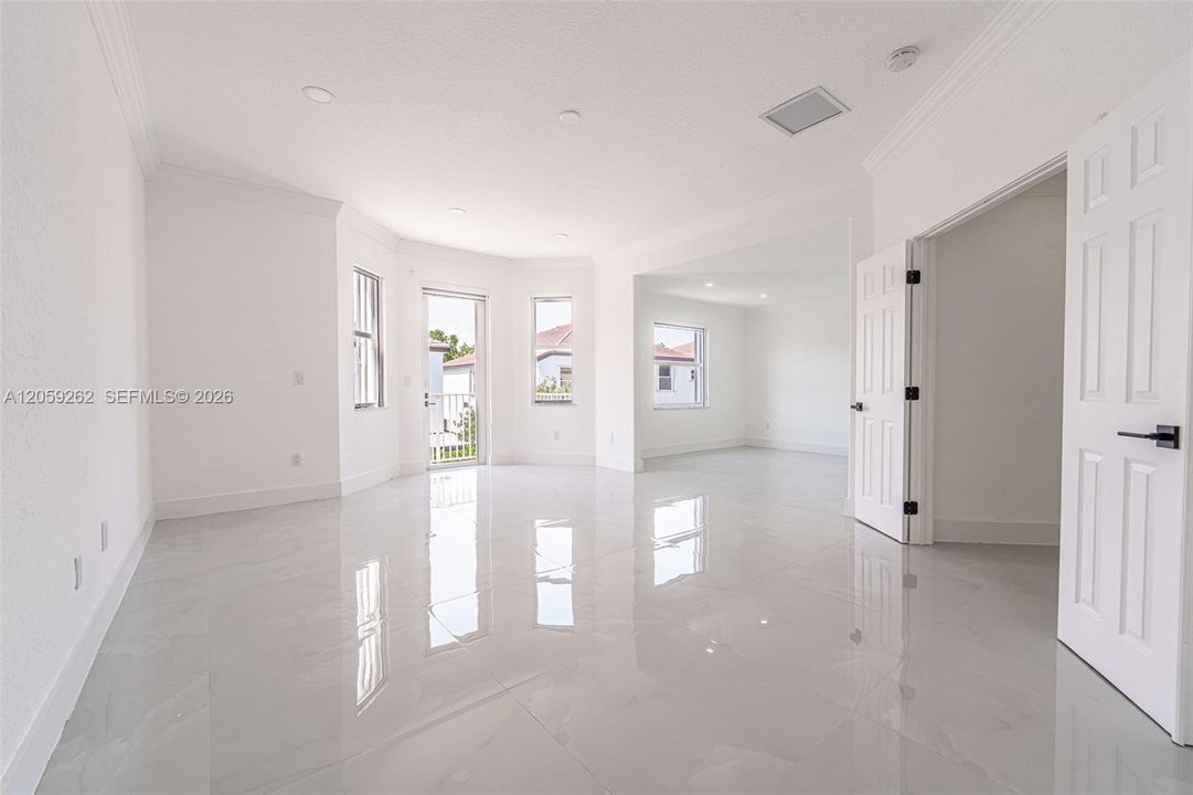 For Rent: $7,000 (4 beds, 3 baths, 3625 Square Feet)
