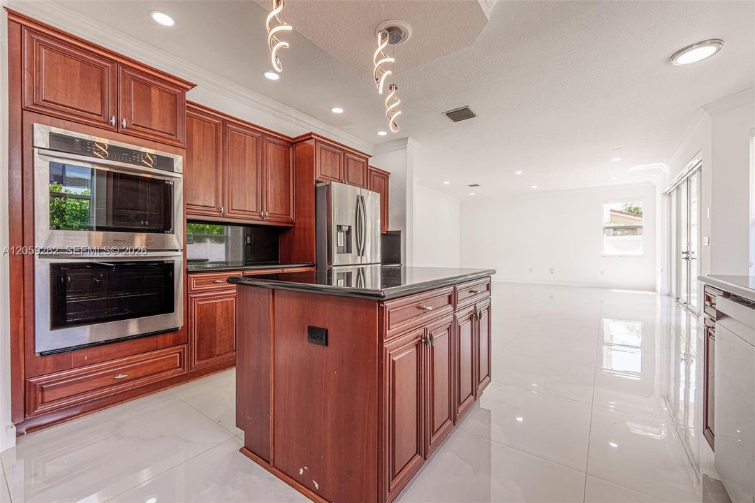For Rent: $7,000 (4 beds, 3 baths, 3625 Square Feet)