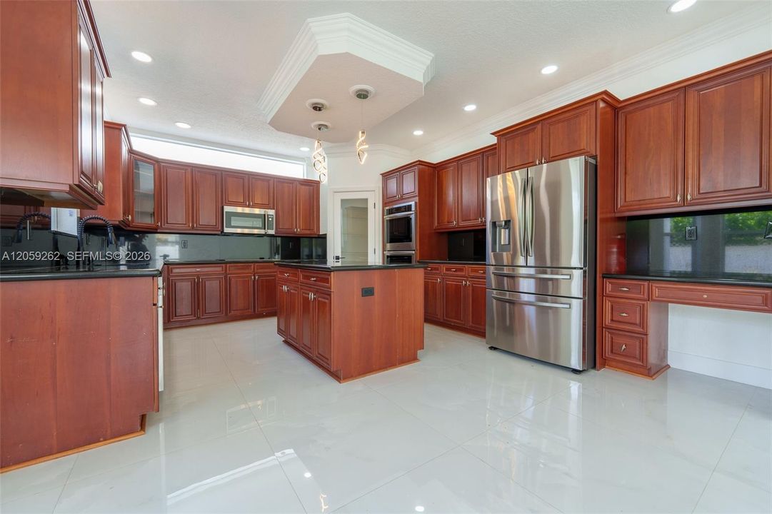 For Rent: $7,000 (4 beds, 3 baths, 3625 Square Feet)