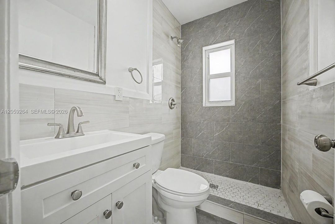 В аренду: $2,650 (3 спален, 2 ванн, 1150 Квадратных фут)