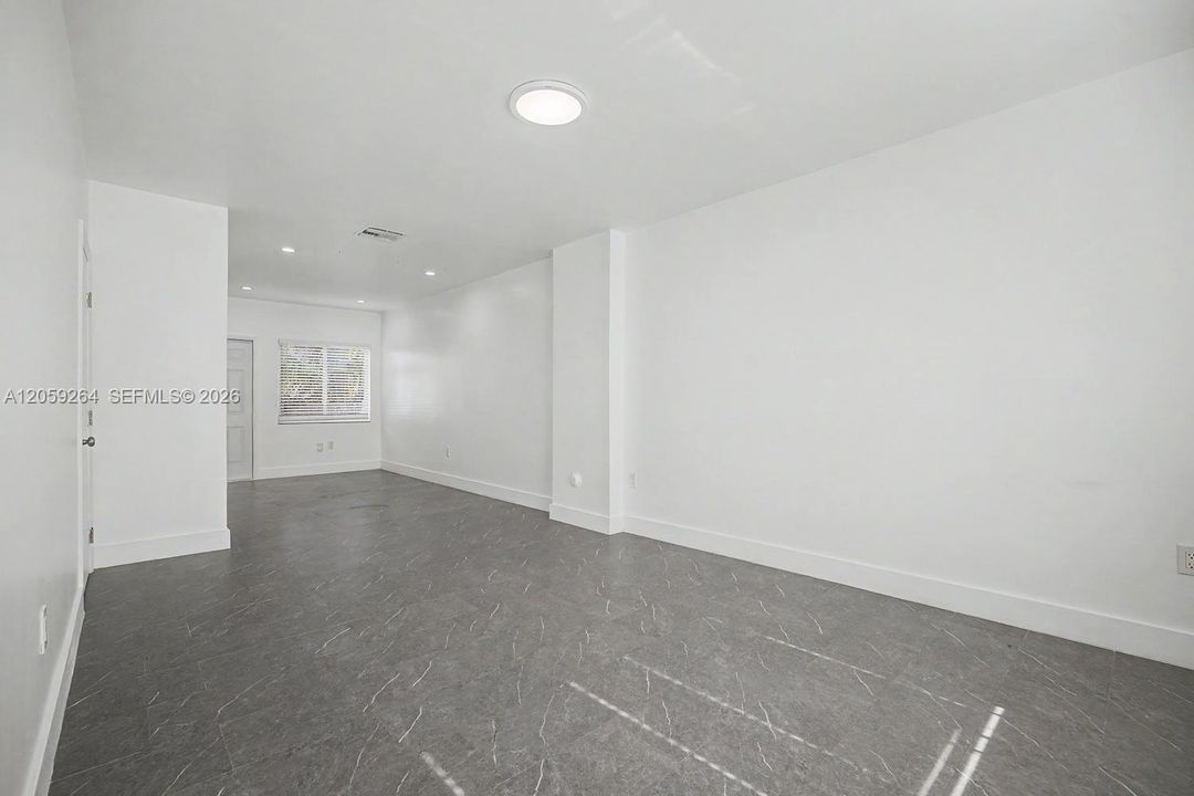 В аренду: $2,650 (3 спален, 2 ванн, 1150 Квадратных фут)