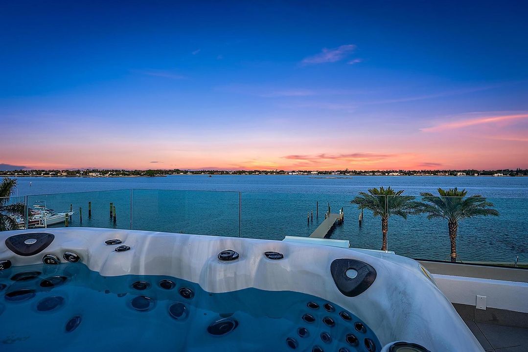 Roof Jacuzzi