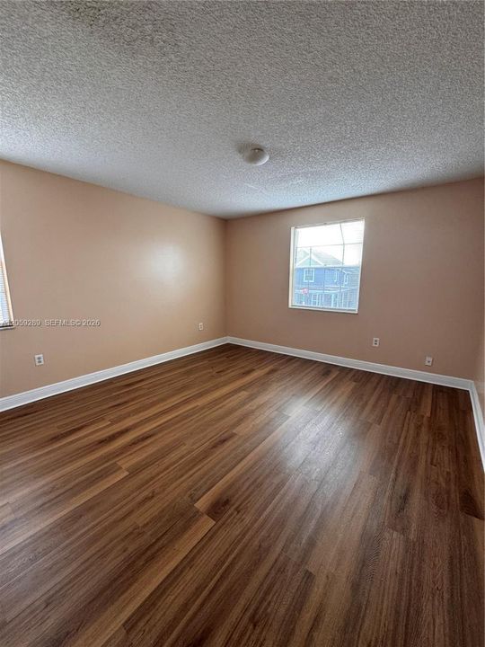 En Renta: $2,995 (3 camas, 2 baños, 1569 Pies cuadrados)