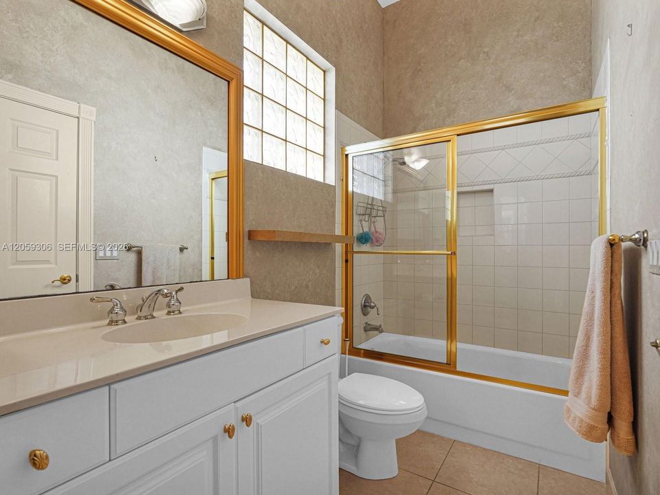 3rd Primary Bath