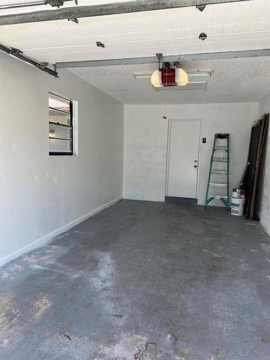 garage 22682