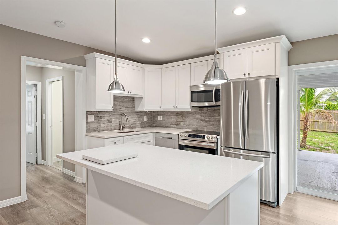 Guest House - Kitchen