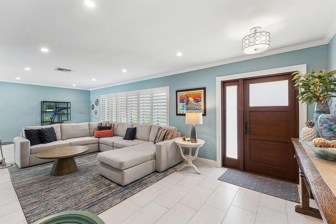 Living Room-4