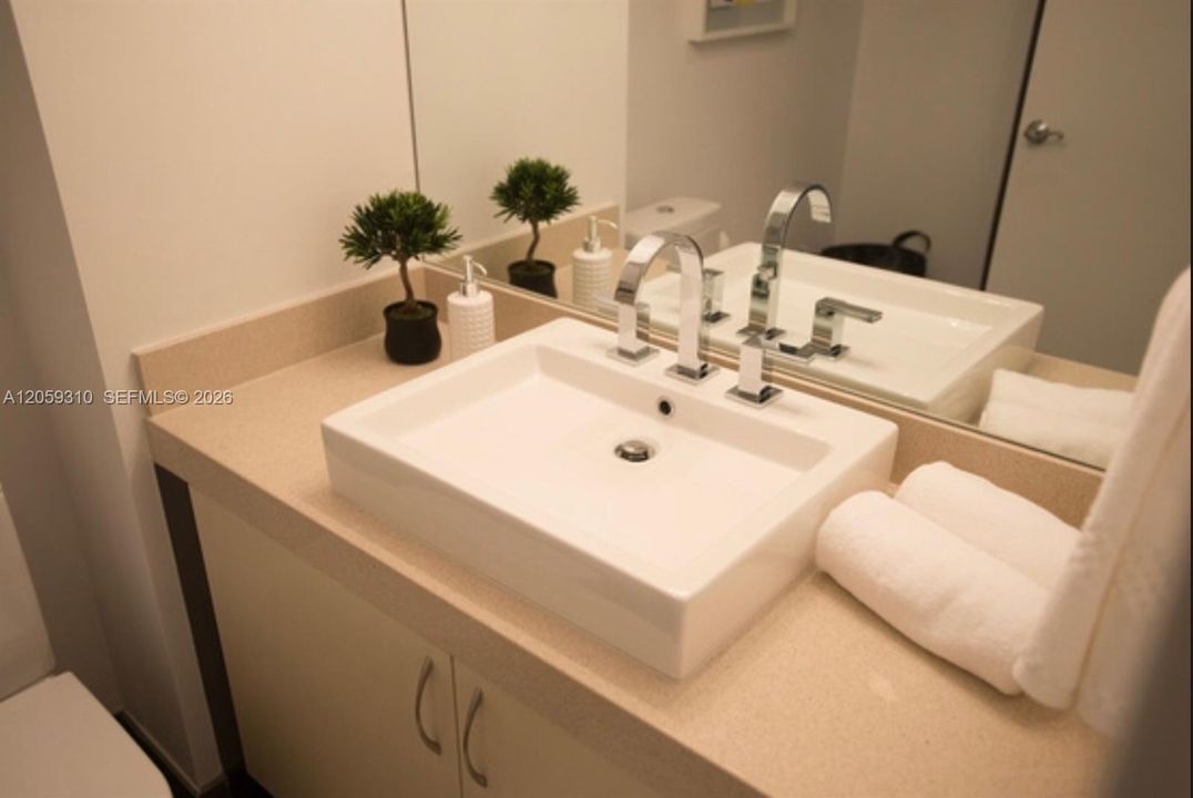 В аренду: $3,900 (1 спален, 1 ванн, 791 Квадратных фут)