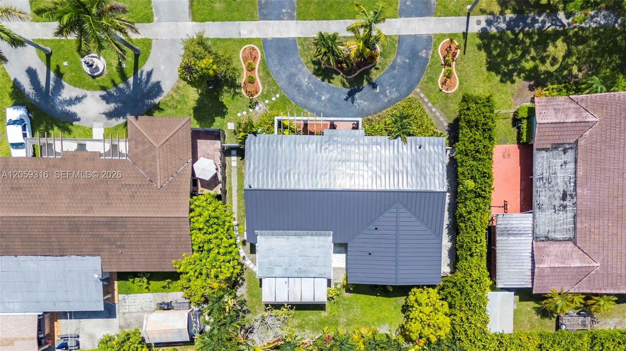 На продажу: $789,900 (4 спален, 3 ванн, 2334 Квадратных фут)