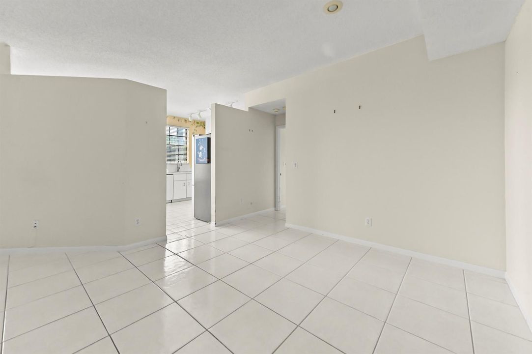 11 Dining area 01