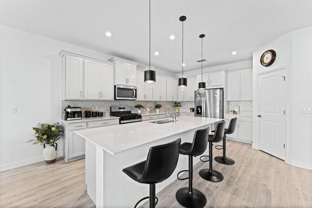 010-10319SouthwestAdelaideTerrace-PortSt