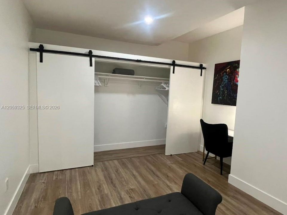 En Renta: $1,600 (0 camas, 1 baños, 425 Pies cuadrados)