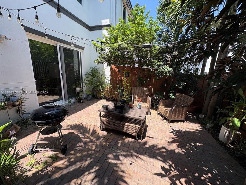 En Venta: $675,000 (3 camas, 2 baños, 1520 Pies cuadrados)