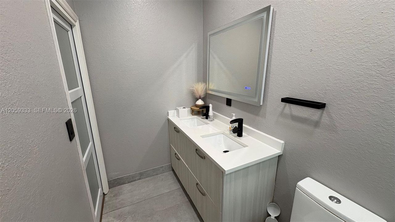 En Venta: $675,000 (3 camas, 2 baños, 1520 Pies cuadrados)