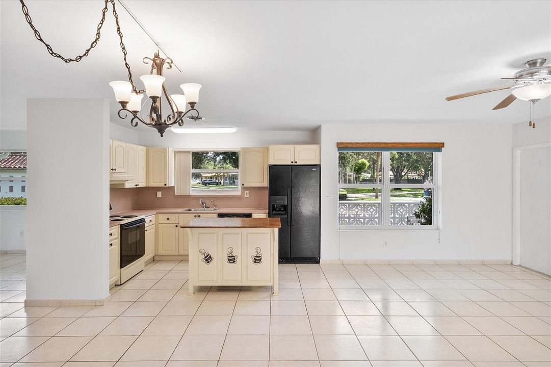 11-13988 Lakes Lure Ct_011