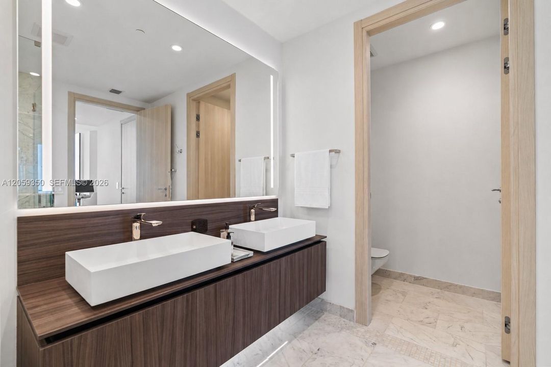 En Venta: $2,100,000 (2 camas, 2 baños, 1250 Pies cuadrados)