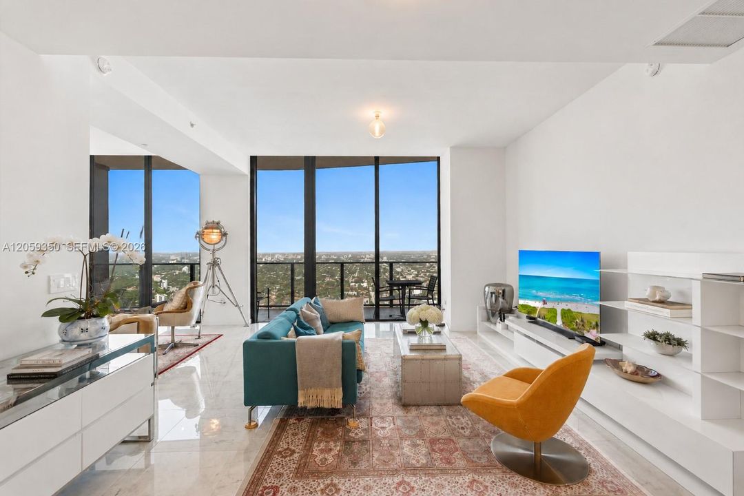 En Venta: $2,100,000 (2 camas, 2 baños, 1250 Pies cuadrados)