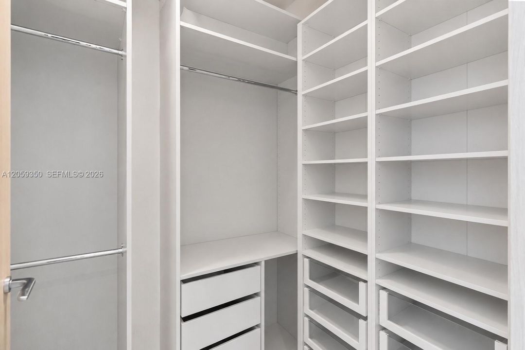 En Venta: $2,100,000 (2 camas, 2 baños, 1250 Pies cuadrados)
