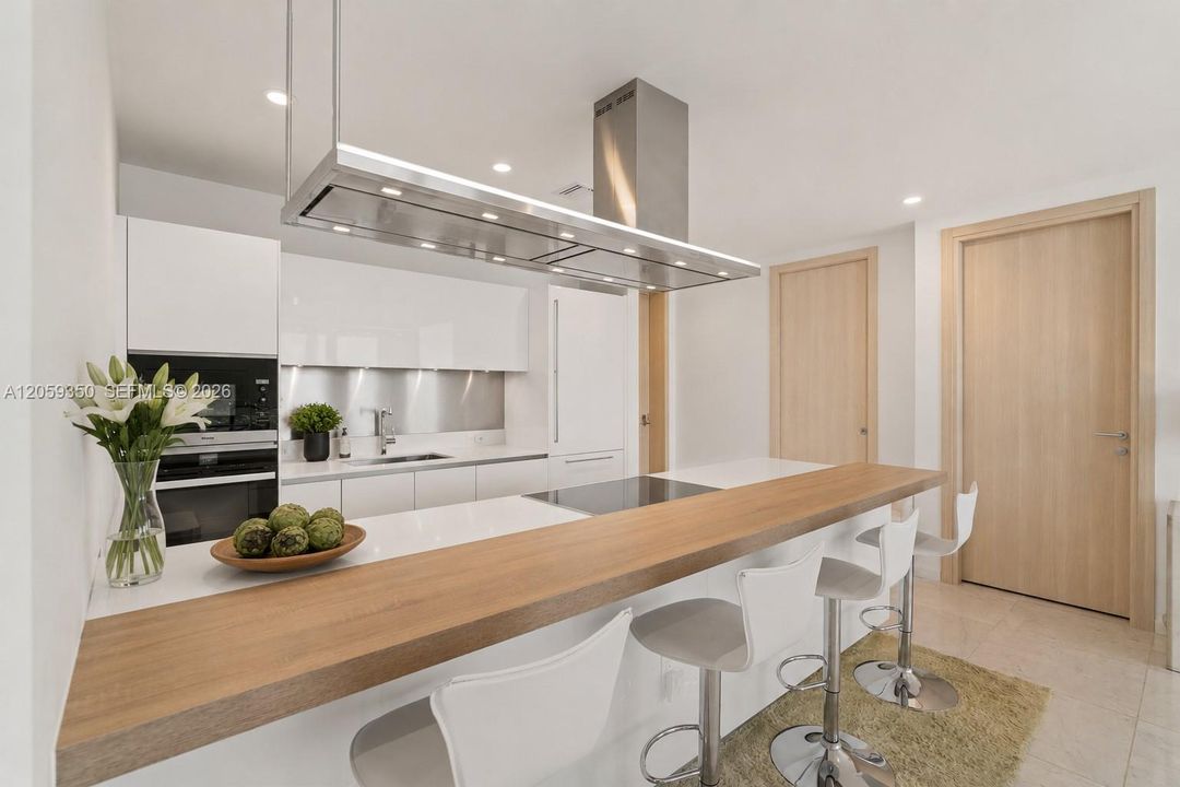 En Venta: $2,100,000 (2 camas, 2 baños, 1250 Pies cuadrados)
