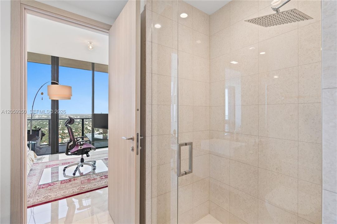 En Venta: $2,100,000 (2 camas, 2 baños, 1250 Pies cuadrados)