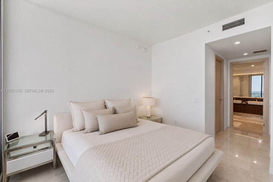En Venta: $2,100,000 (2 camas, 2 baños, 1250 Pies cuadrados)
