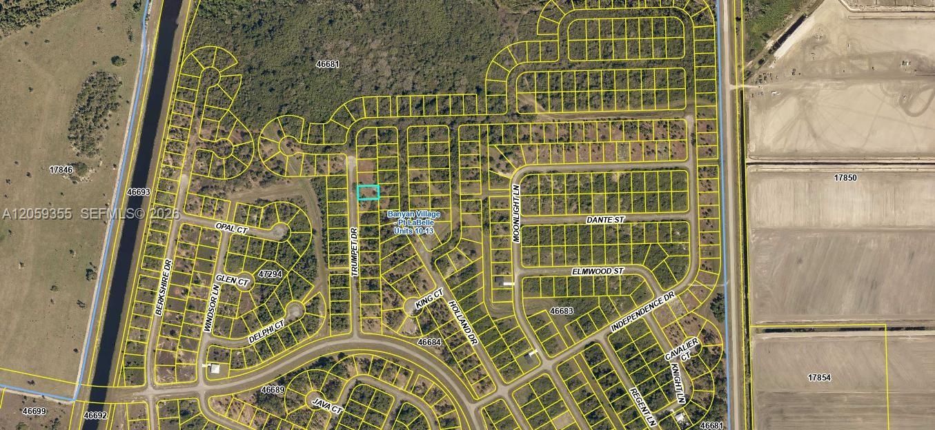 На продажу: $22,500 (0.23 acres)