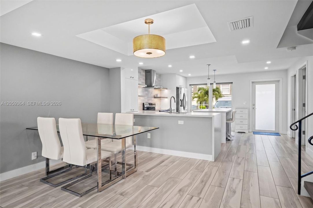 For Rent: $5,500 (3 beds, 2 baths, 1804 Square Feet)