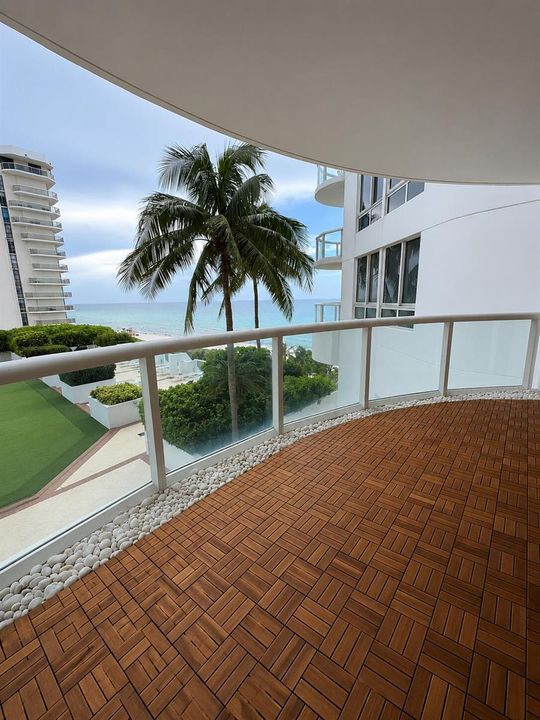 Balcony (1)