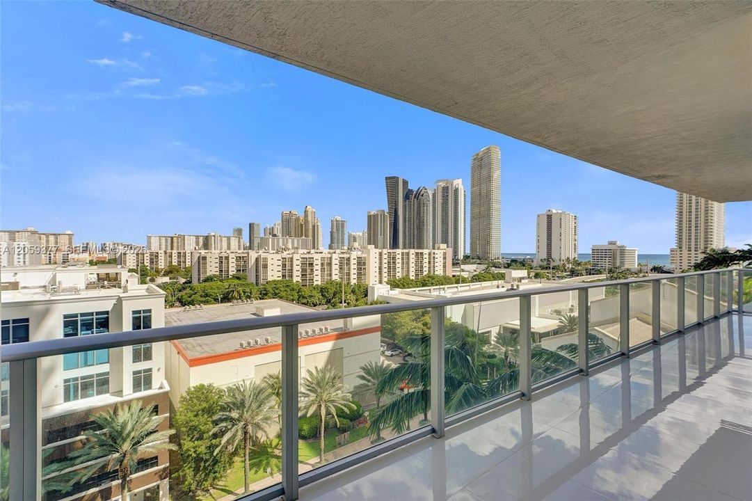 В аренду: $5,900 (2 спален, 3 ванн, 1541 Квадратных фут)