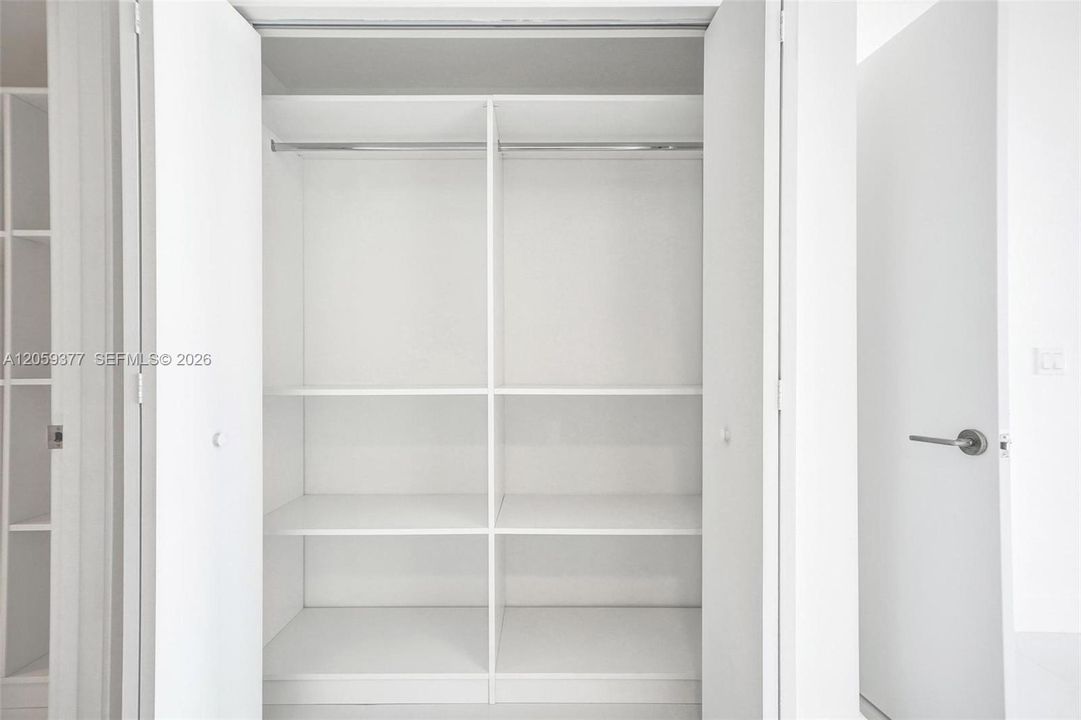 В аренду: $5,900 (2 спален, 3 ванн, 1541 Квадратных фут)
