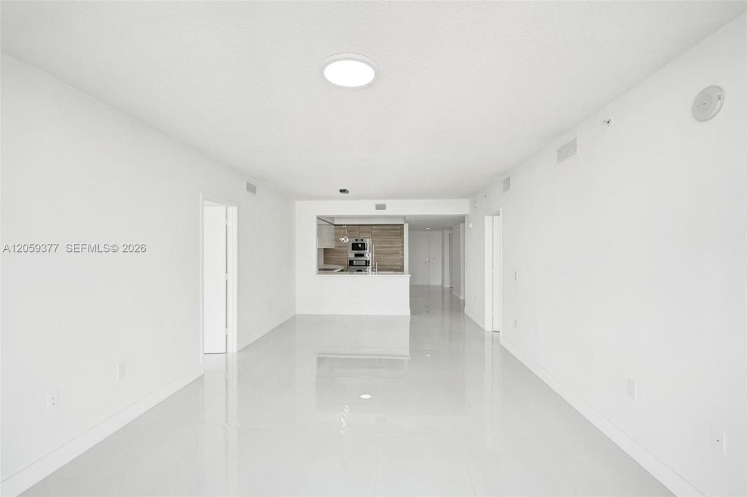 В аренду: $5,900 (2 спален, 3 ванн, 1541 Квадратных фут)