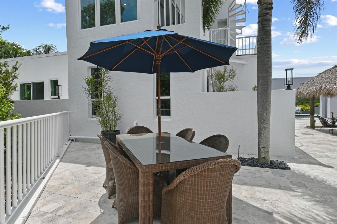 10561SELeParc(122)