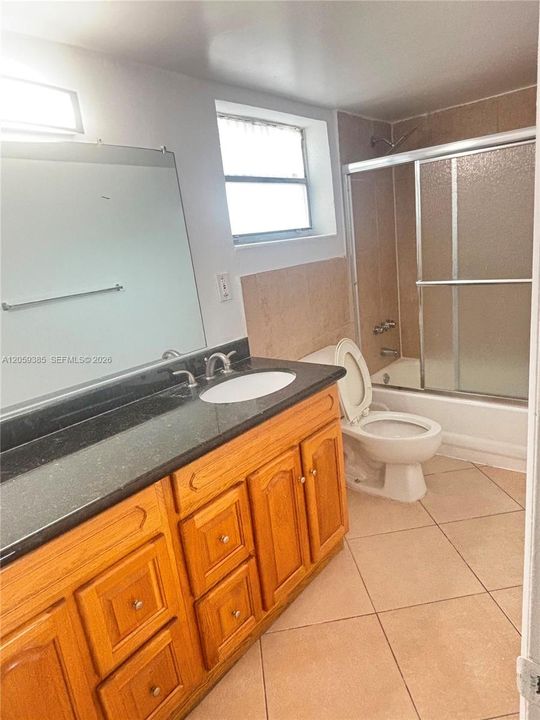 En Renta: $2,800 (3 camas, 2 baños, 1200 Pies cuadrados)