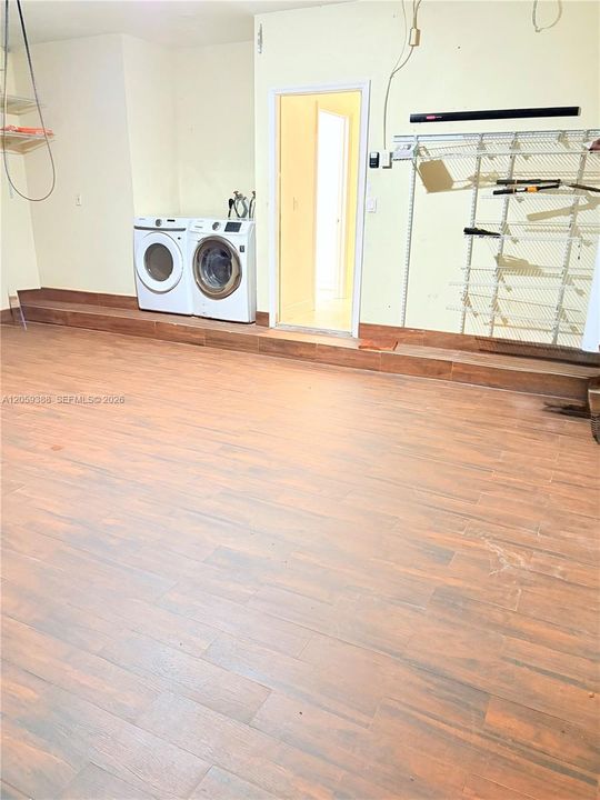 Recientemente alquilado: $4,000 (4 camas, 2 baños, 2093 Pies cuadrados)