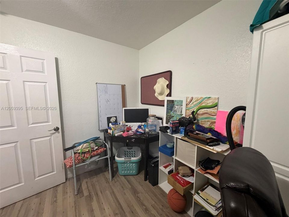 En Venta: $610,000 (3 camas, 2 baños, 1200 Pies cuadrados)