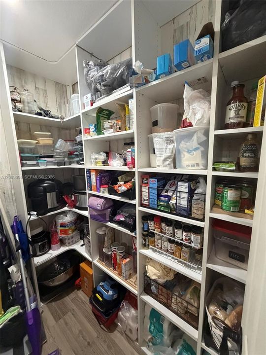 En Venta: $610,000 (3 camas, 2 baños, 1200 Pies cuadrados)