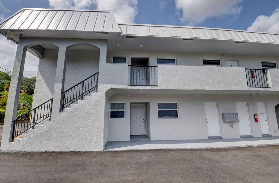 20221130202353778816000000-o
