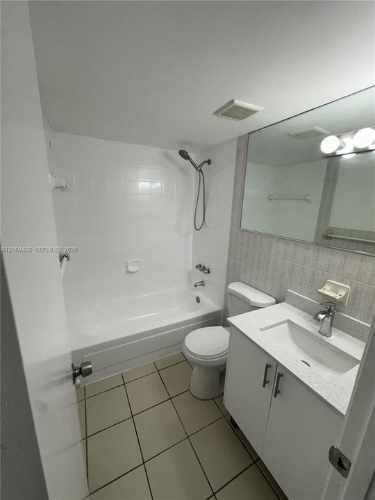 В аренду: $1,850 (1 спален, 1 ванн, 680 Квадратных фут)