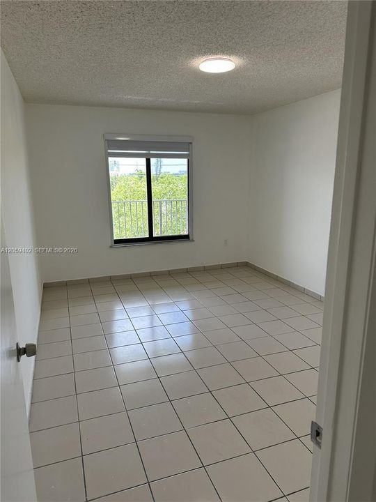 В аренду: $1,850 (1 спален, 1 ванн, 680 Квадратных фут)