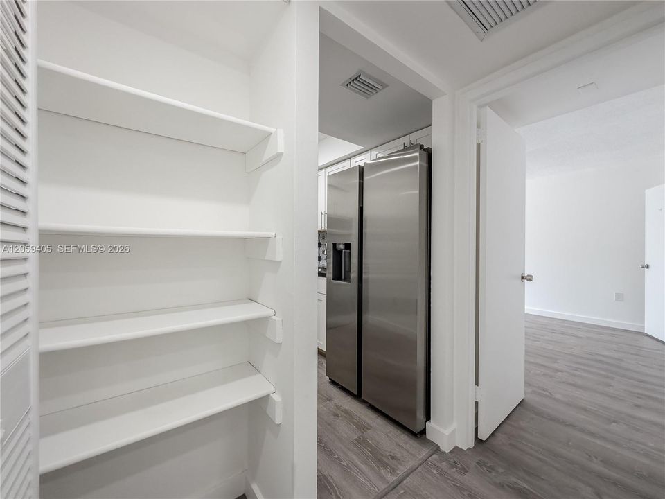 В аренду: $2,100 (1 спален, 1 ванн, 620 Квадратных фут)