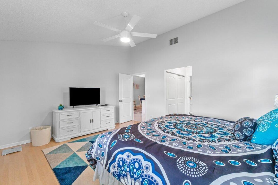 Mastter Bedroom