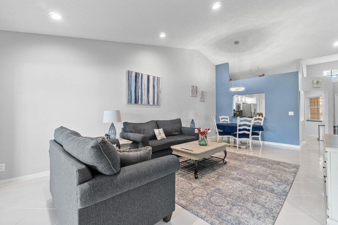 Living Room/Dining Room