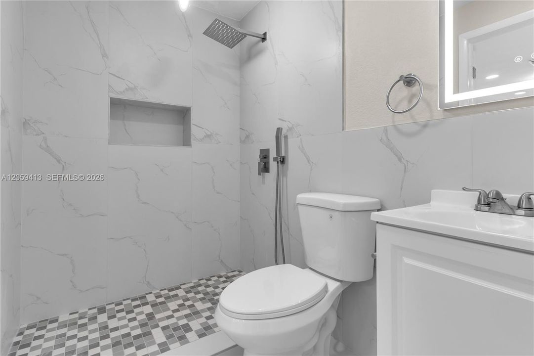 В аренду: $1,200 (1 спален, 1 ванн, 1732 Квадратных фут)